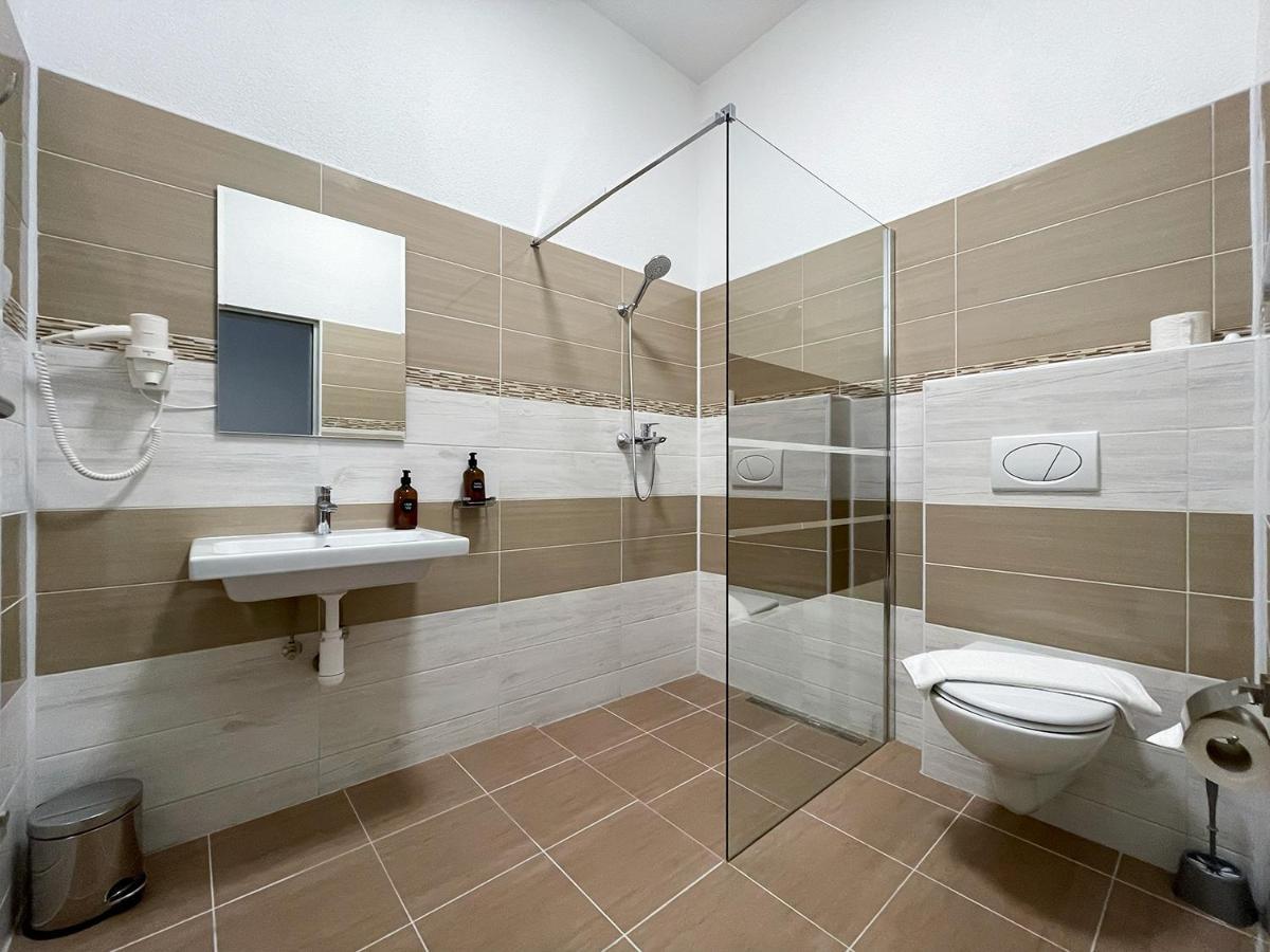 Moveinn Guest house Prague